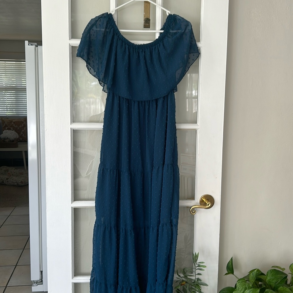 Flowy Dot Embroidered Ruffle Tier On / Off Shoulder Maxi Dress